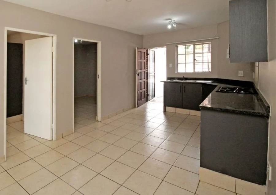 4 Bedroom Property for Sale in Bramley North Gauteng