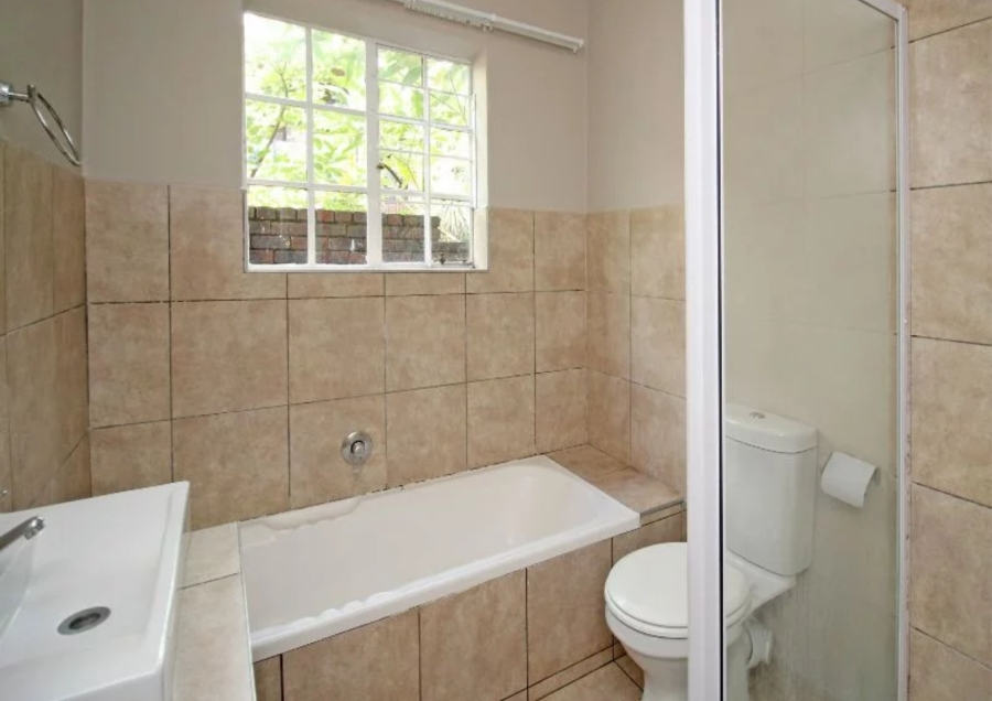 4 Bedroom Property for Sale in Bramley North Gauteng