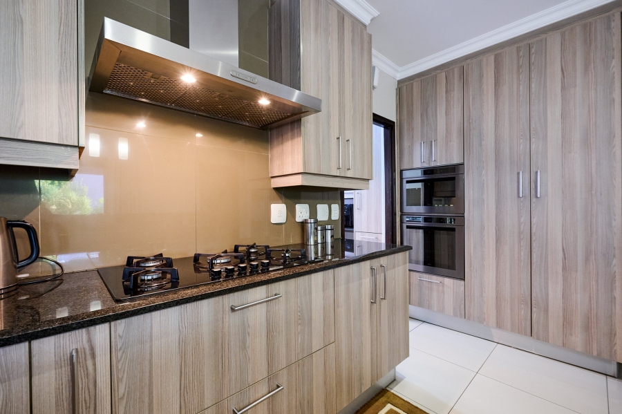 4 Bedroom Property for Sale in Waterfall Country Village Gauteng