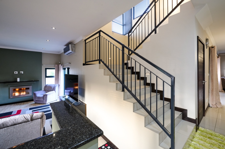 4 Bedroom Property for Sale in Waterfall Country Village Gauteng