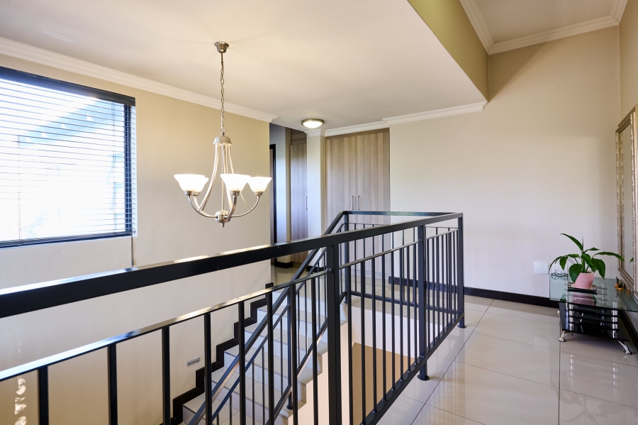 4 Bedroom Property for Sale in Waterfall Country Village Gauteng