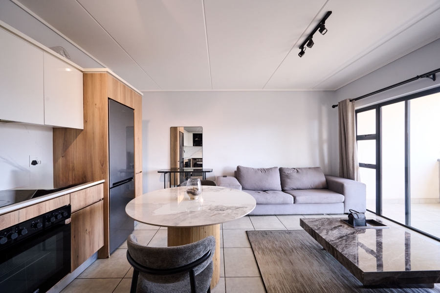 1 Bedroom Property for Sale in Waterfall Gauteng