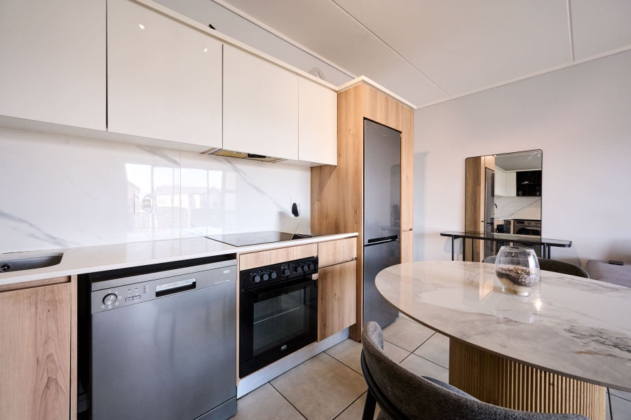 1 Bedroom Property for Sale in Waterfall Gauteng
