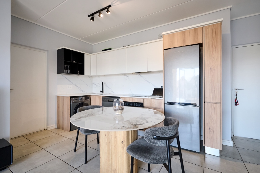 1 Bedroom Property for Sale in Waterfall Gauteng