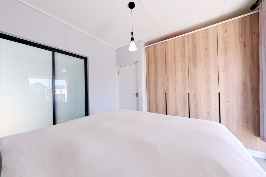 1 Bedroom Property for Sale in Waterfall Gauteng