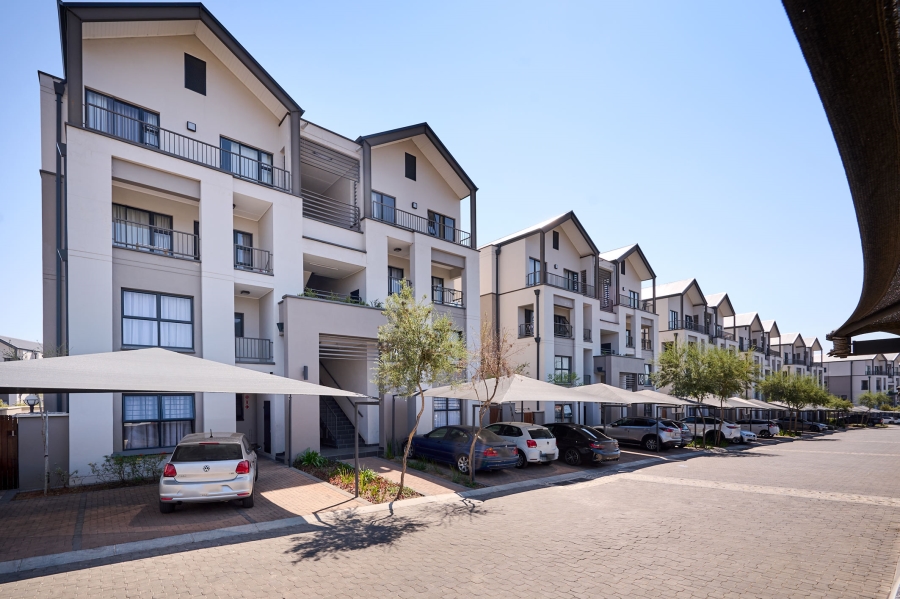 1 Bedroom Property for Sale in Waterfall Gauteng