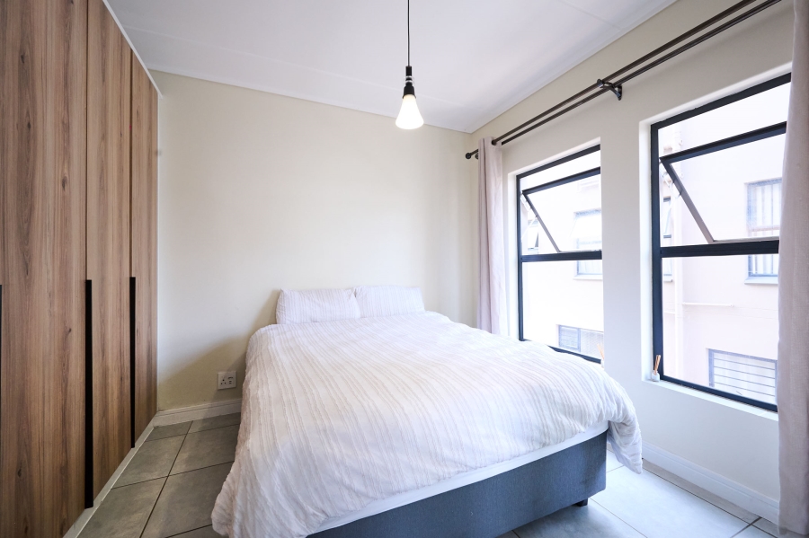 1 Bedroom Property for Sale in Waterfall Gauteng