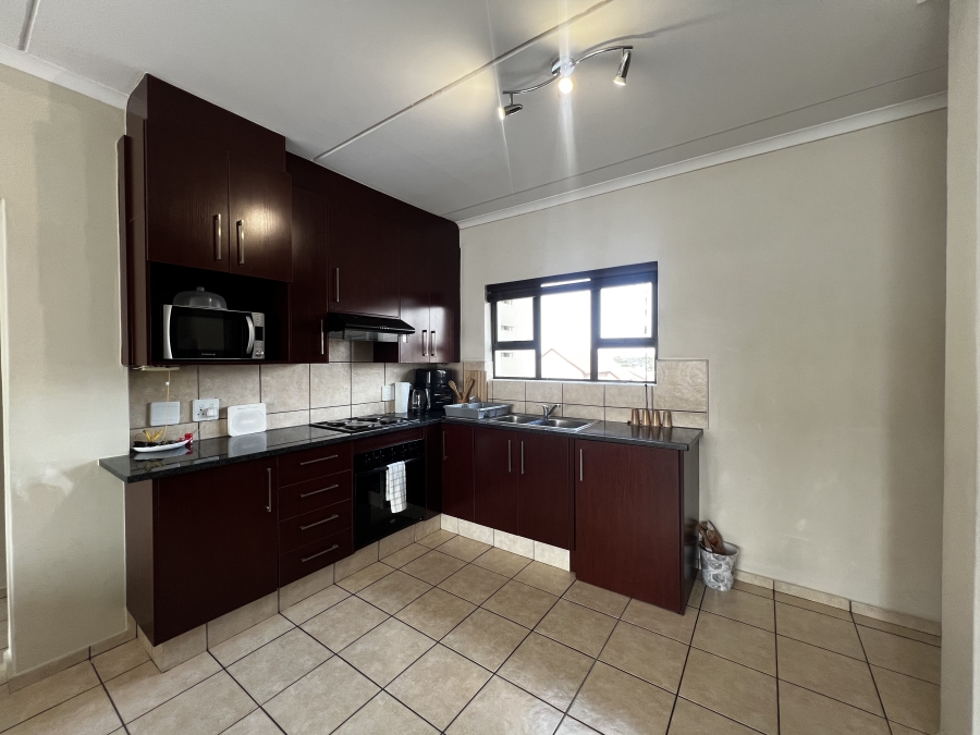 To Let 3 Bedroom Property for Rent in Barbeque Downs Gauteng