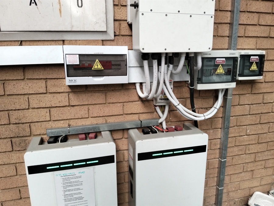 To Let Commercial Property for Rent in Laser Park Gauteng