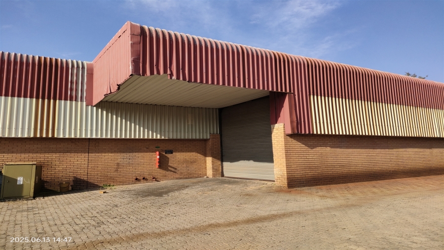 To Let Commercial Property for Rent in Laser Park Gauteng