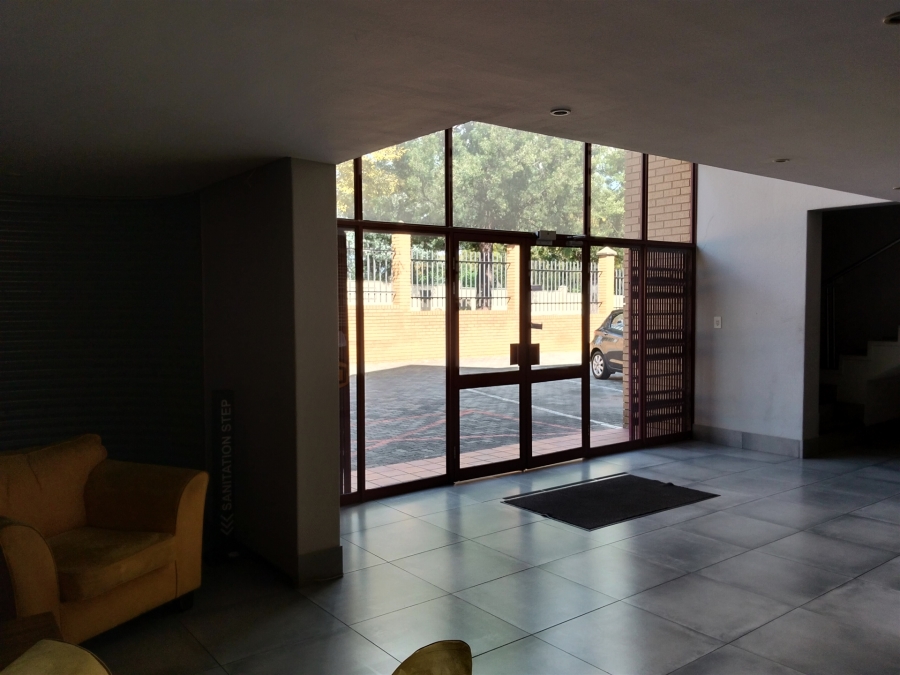 To Let Commercial Property for Rent in Laser Park Gauteng