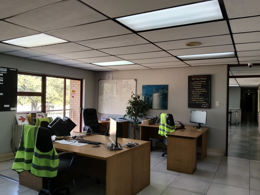To Let Commercial Property for Rent in Laser Park Gauteng