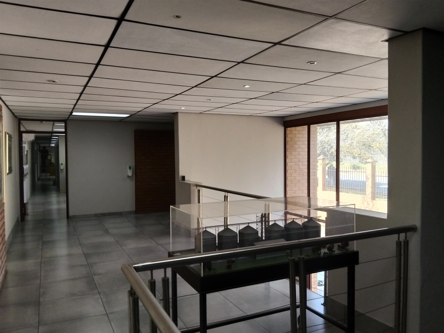 To Let Commercial Property for Rent in Laser Park Gauteng