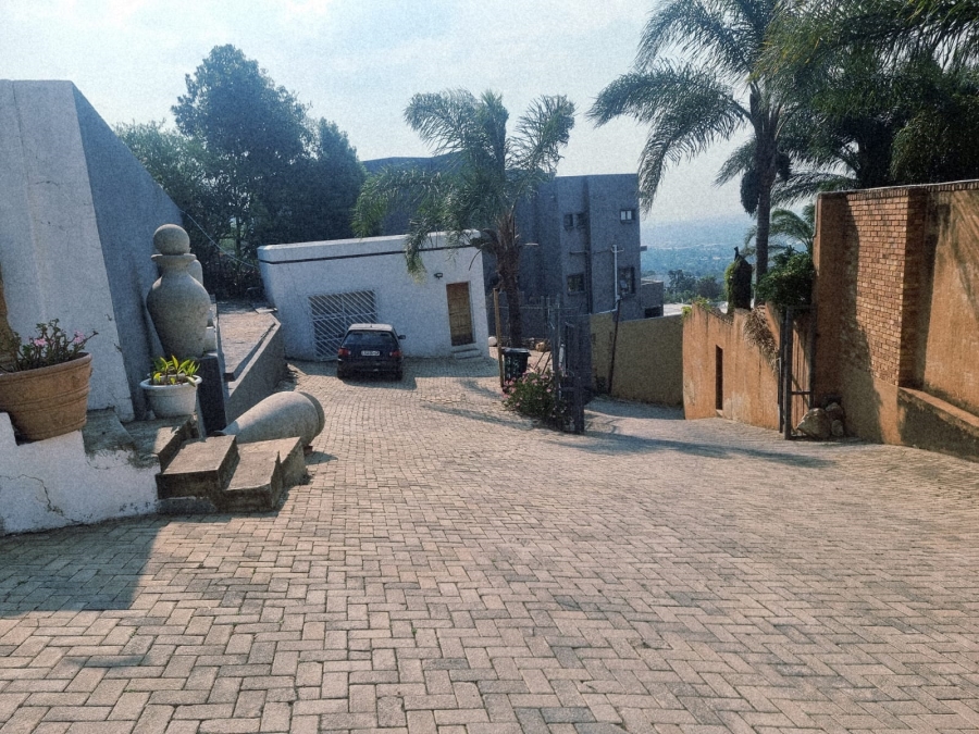 7 Bedroom Property for Sale in Noordekrans Gauteng