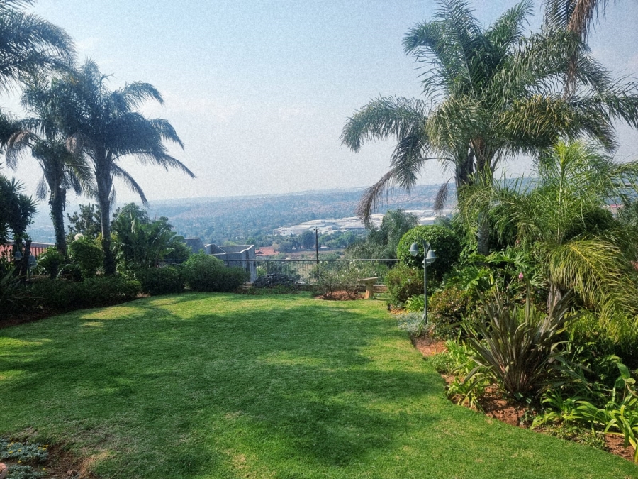 7 Bedroom Property for Sale in Noordekrans Gauteng