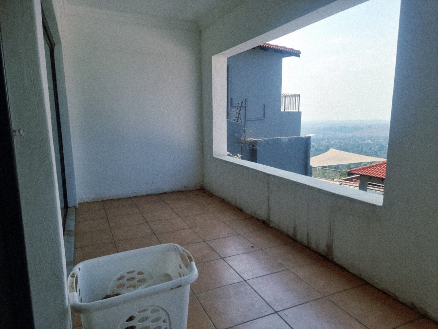 7 Bedroom Property for Sale in Noordekrans Gauteng
