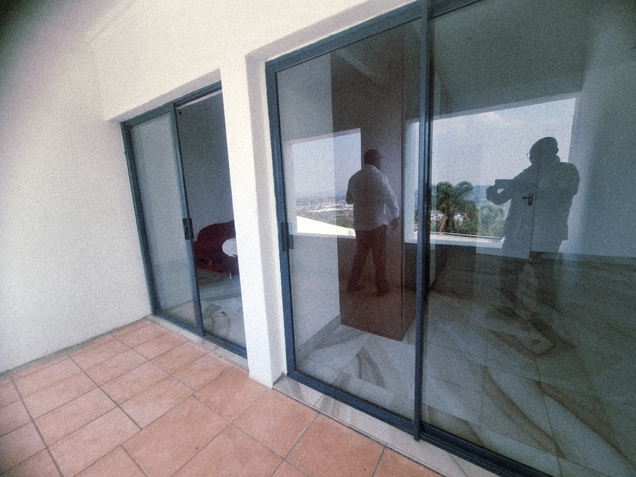 7 Bedroom Property for Sale in Noordekrans Gauteng