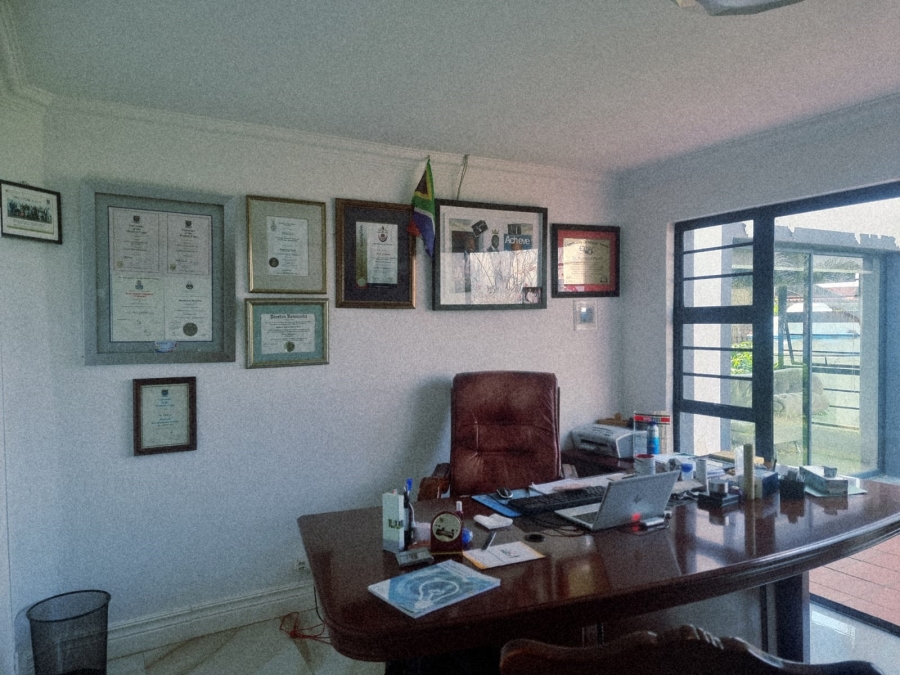 7 Bedroom Property for Sale in Noordekrans Gauteng
