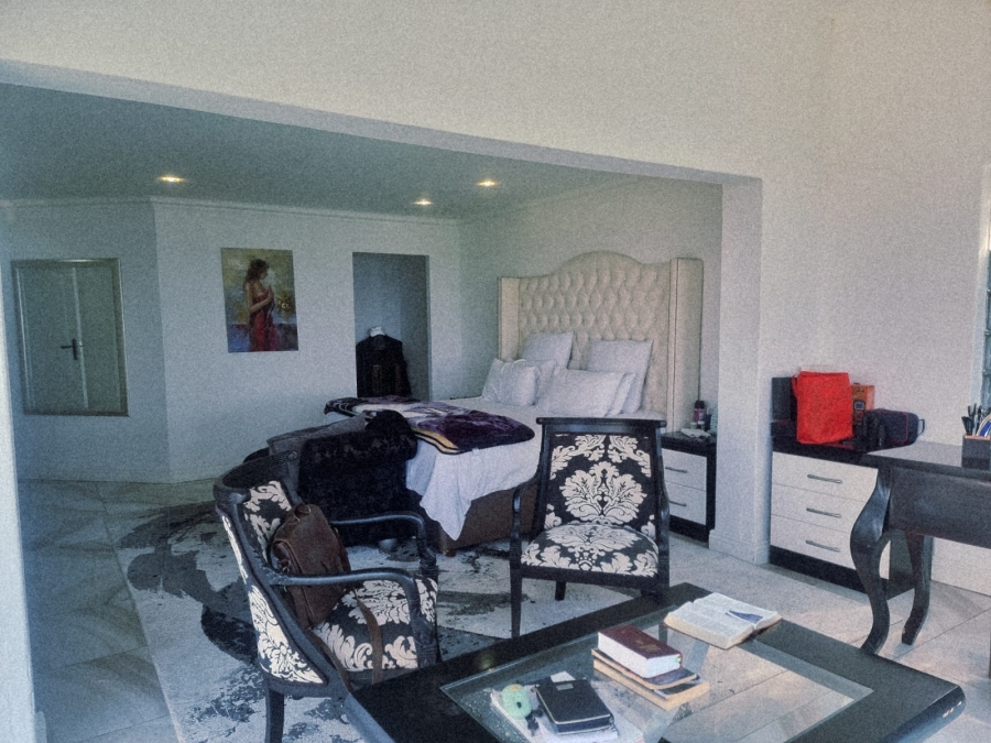 7 Bedroom Property for Sale in Noordekrans Gauteng
