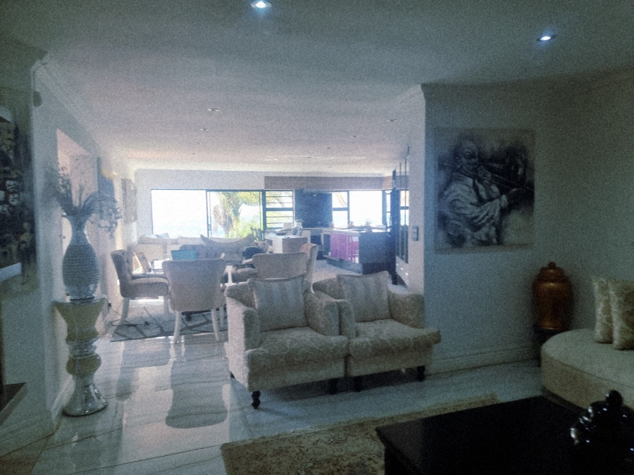 7 Bedroom Property for Sale in Noordekrans Gauteng