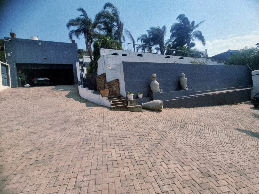7 Bedroom Property for Sale in Noordekrans Gauteng