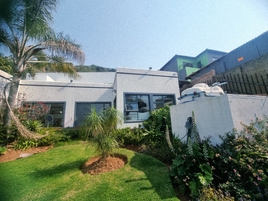 7 Bedroom Property for Sale in Noordekrans Gauteng
