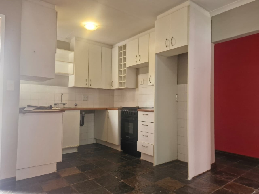 To Let 3 Bedroom Property for Rent in Radiokop Gauteng