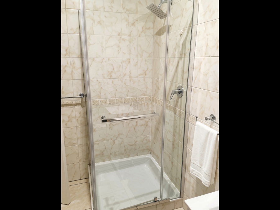 To Let 2 Bedroom Property for Rent in Melrose North Gauteng