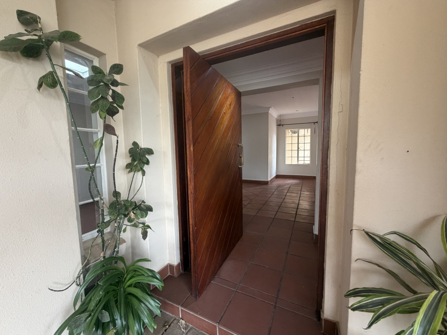 To Let 4 Bedroom Property for Rent in Eldo Glen Gauteng