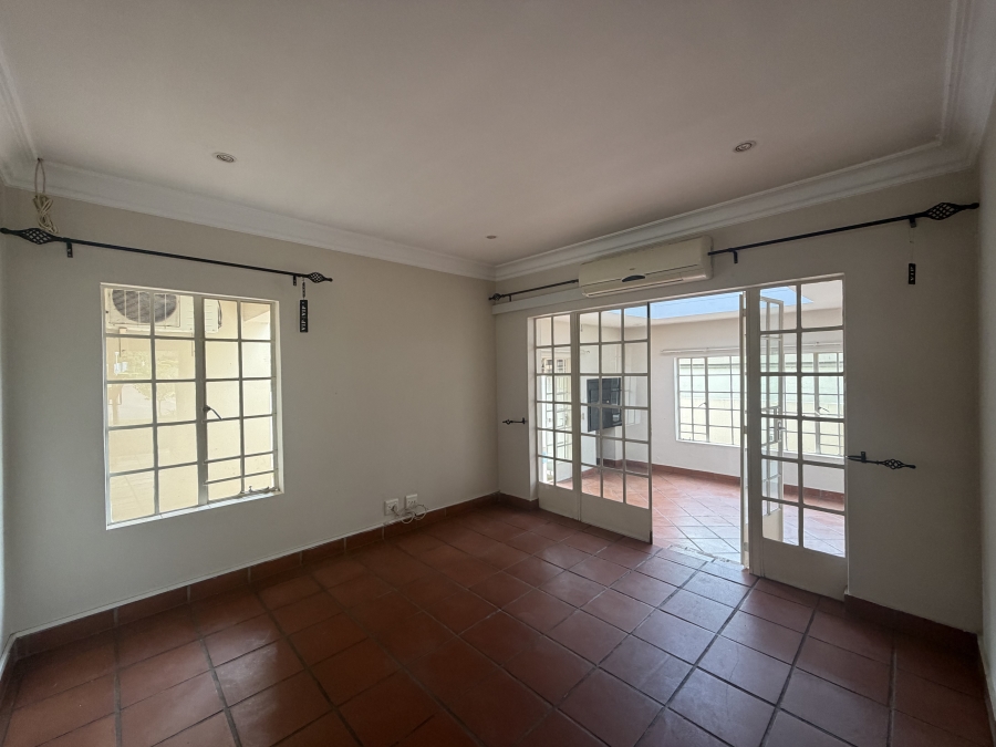 To Let 4 Bedroom Property for Rent in Eldo Glen Gauteng