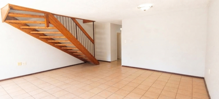 3 Bedroom Property for Sale in Farrarmere Gauteng