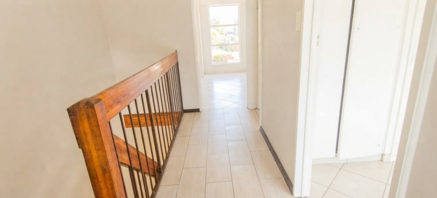 3 Bedroom Property for Sale in Farrarmere Gauteng
