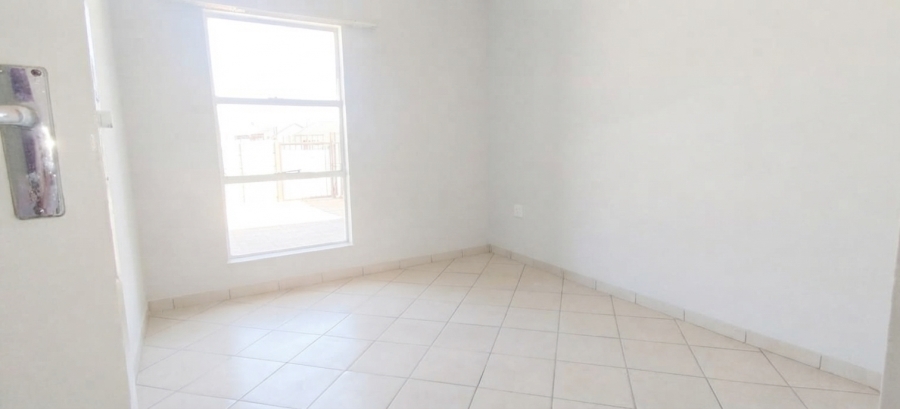 3 Bedroom Property for Sale in Farrarmere Gauteng