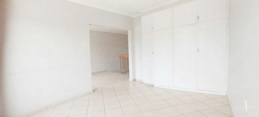 3 Bedroom Property for Sale in Farrarmere Gauteng