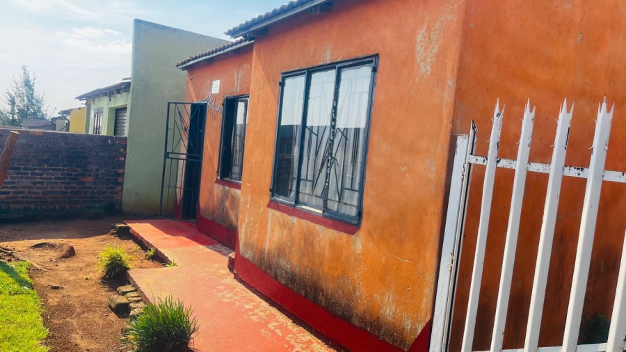 2 Bedroom Property for Sale in Cloverdene Gauteng