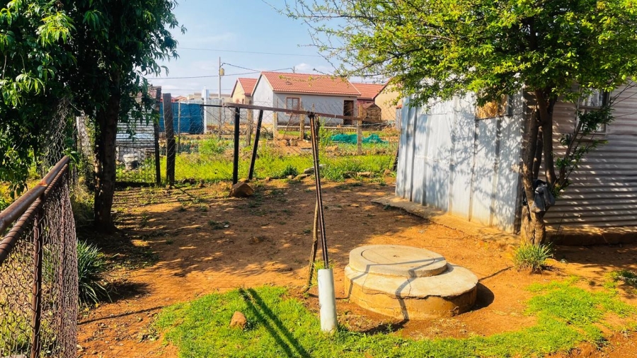 2 Bedroom Property for Sale in Cloverdene Gauteng