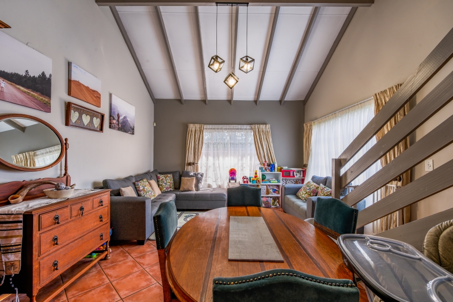 4 Bedroom Property for Sale in Faerie Glen Gauteng