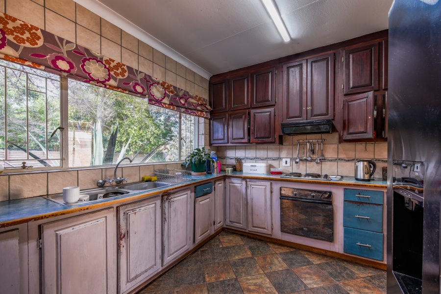 4 Bedroom Property for Sale in Elardus Park Gauteng