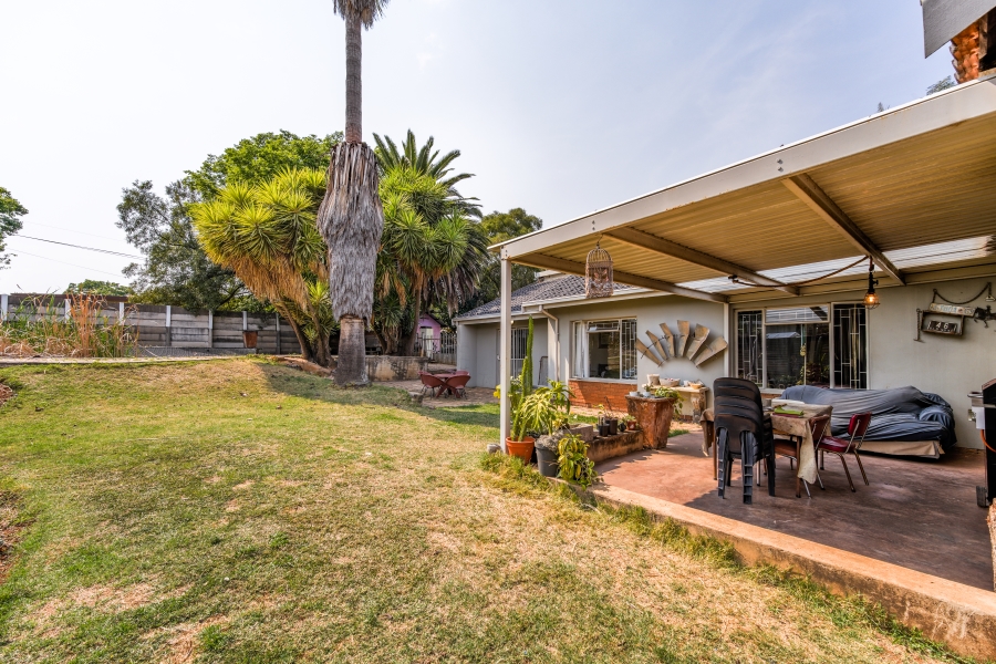 4 Bedroom Property for Sale in Elardus Park Gauteng