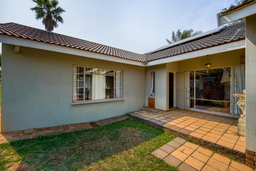 4 Bedroom Property for Sale in Elardus Park Gauteng