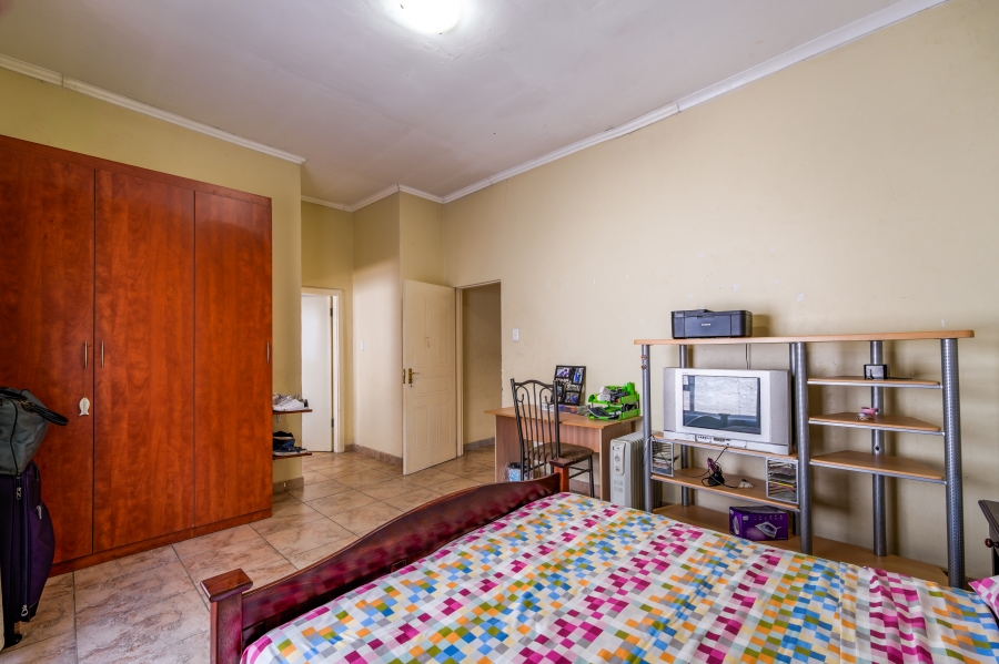 4 Bedroom Property for Sale in Waterkloof Ridge Gauteng
