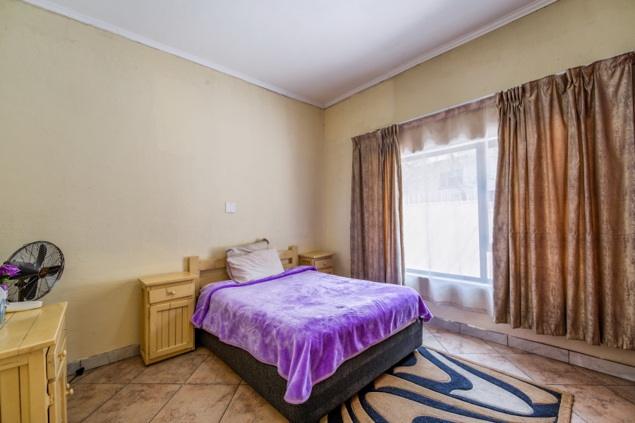 4 Bedroom Property for Sale in Waterkloof Ridge Gauteng