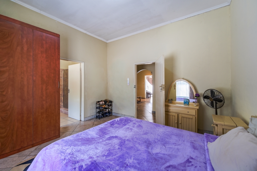 4 Bedroom Property for Sale in Waterkloof Ridge Gauteng