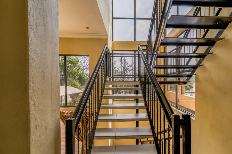 4 Bedroom Property for Sale in Waterkloof Ridge Gauteng
