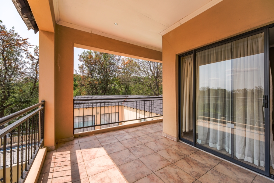 4 Bedroom Property for Sale in Waterkloof Ridge Gauteng