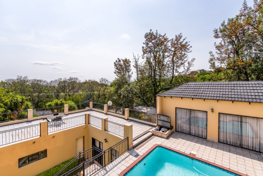 4 Bedroom Property for Sale in Waterkloof Ridge Gauteng