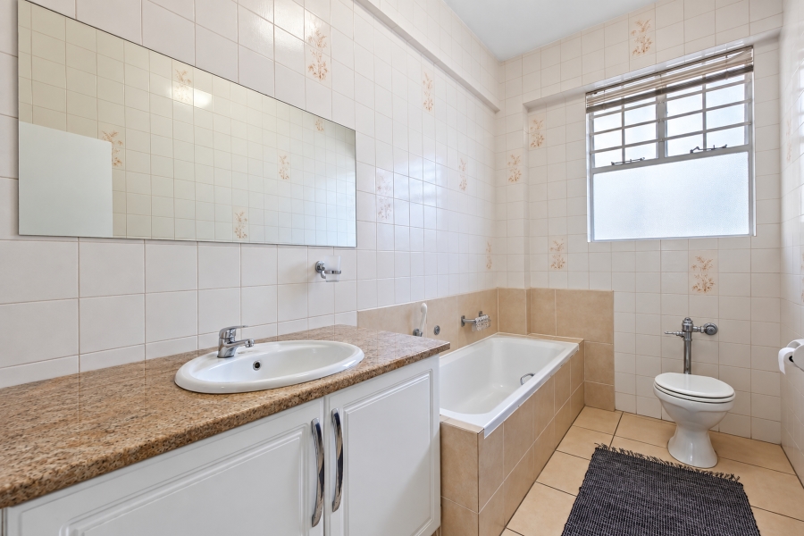 2 Bedroom Property for Sale in Illovo Gauteng