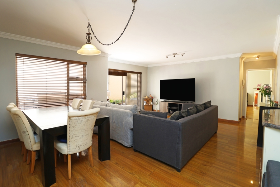 1 Bedroom Property for Sale in Morningside Gauteng