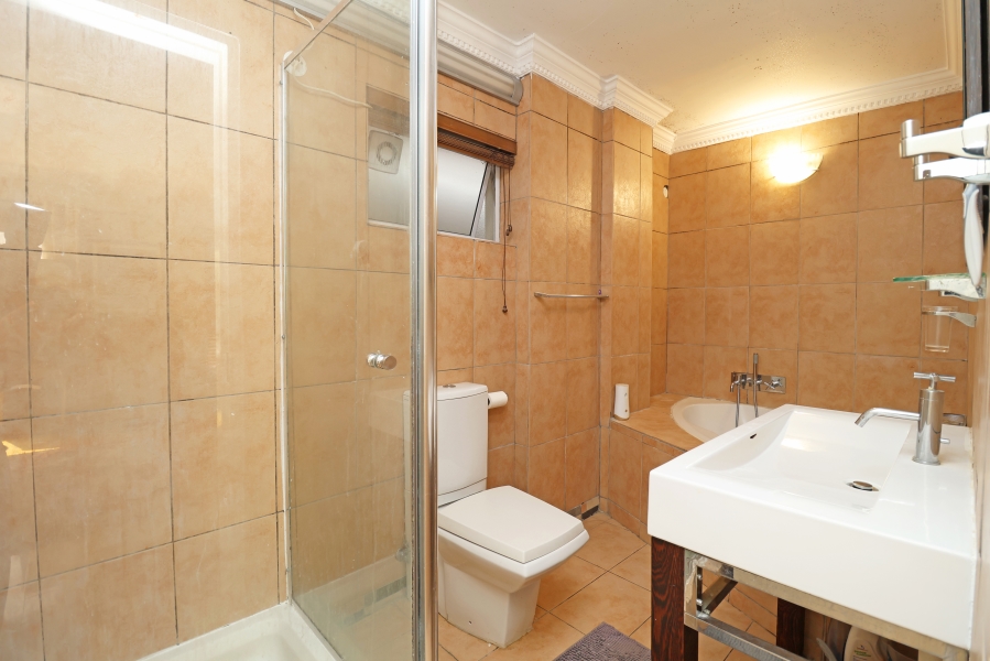 1 Bedroom Property for Sale in Morningside Gauteng