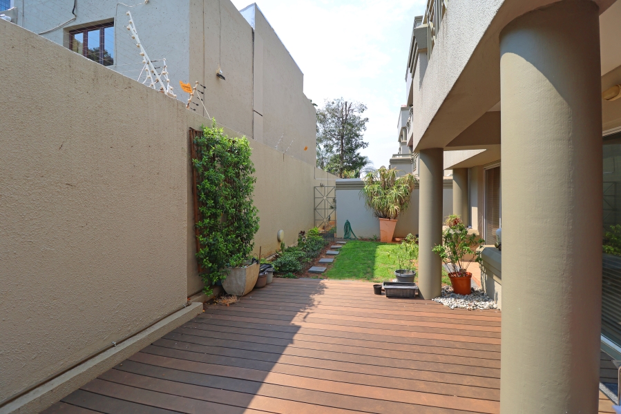 1 Bedroom Property for Sale in Morningside Gauteng